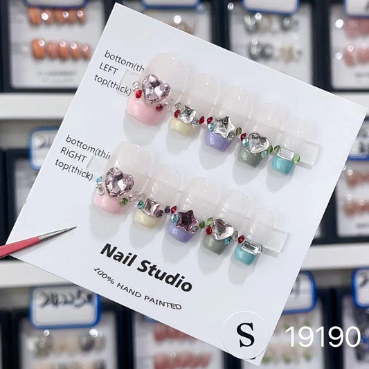 19190#Small colorful diamond short T