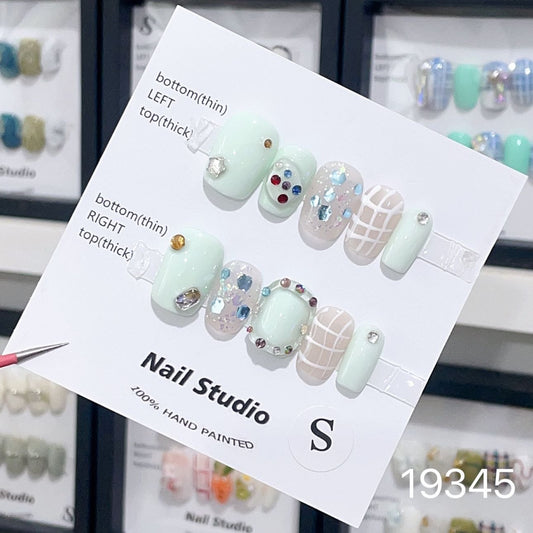 19345# Cream Green Grid