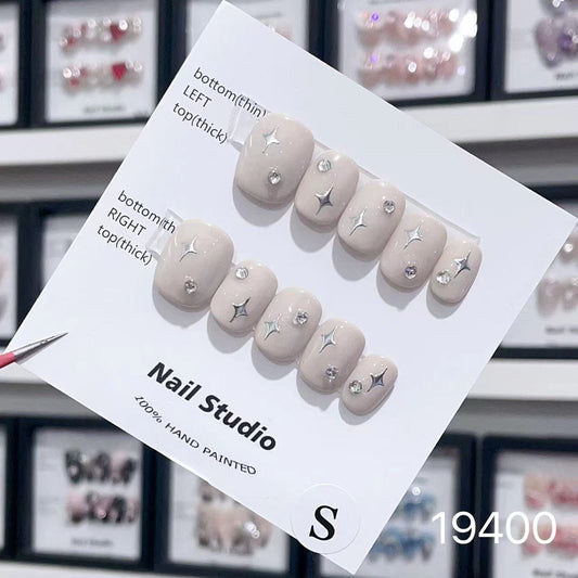 19400#Milk White Quadrangle