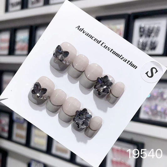 19540#French Snow Butterfly