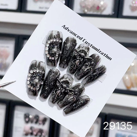 29135#Black Angel Girl