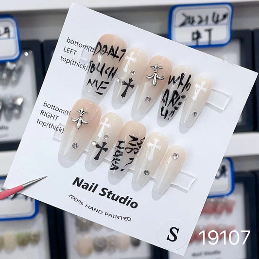 19107#Letter Crochet