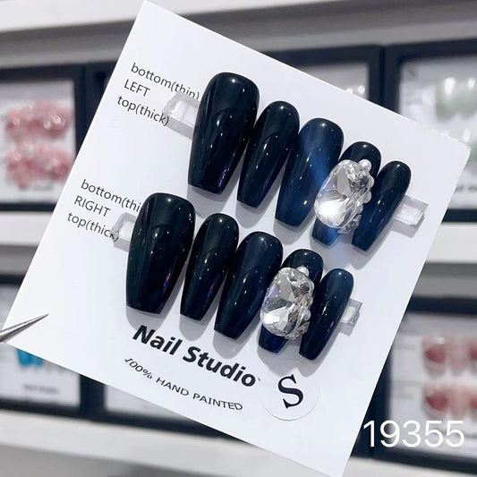 19355#Black Dove Egg